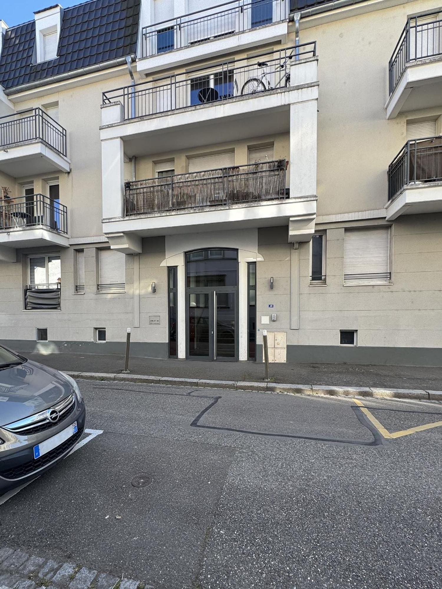 Joli 3P Avec Terrasse Et Garage Proche Centre Appartement Straatsburg Buitenkant foto